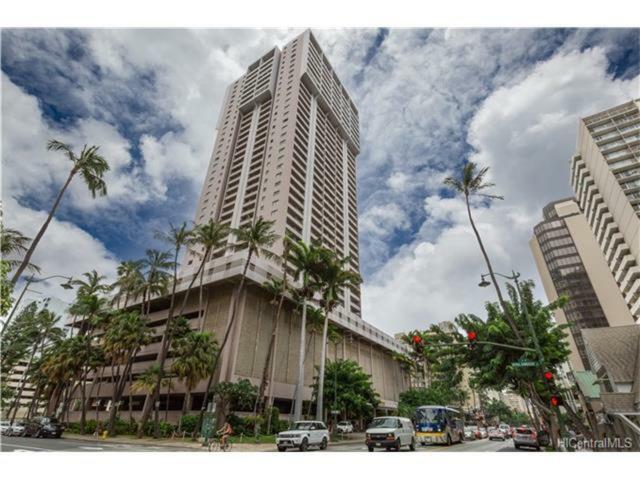 Heart Of Waikiki,1Bdrm,Free Parking, Wifi,No Resort Fees,Youtube,Netflix ! Honolulu Ngoại thất bức ảnh